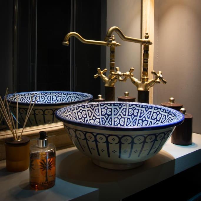 Casa Bellezia- Design E Storia Nel Cuore Di Torino エクステリア 写真