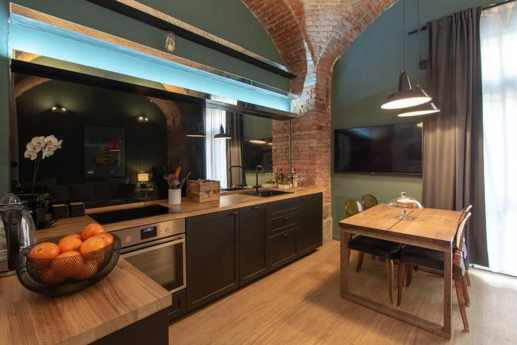 Casa Bellezia- Design E Storia Nel Cuore Di Torino エクステリア 写真
